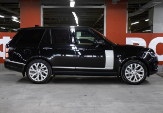 Подержанный автомобиль Land Rover Range Rover 2021 года (4 фото)