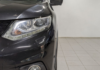 Подержанный автомобиль Nissan X-Trail 2015 года (17 фото)