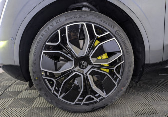 Новый Avatr 11 2025 (7 фото)