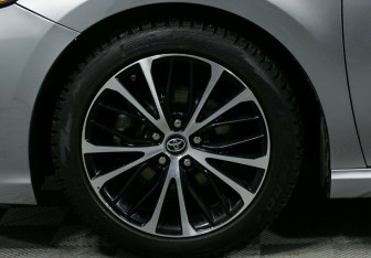 Подержанный автомобиль Toyota Camry Sedan 2019 года (5 фото)