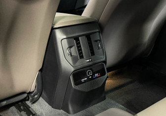 Новый BMW X3 2025 (16 фото)