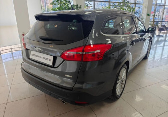 Подержанный автомобиль Ford Focus Wagon 2016 года (5 фото)