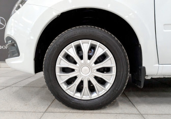 Подержанный автомобиль LADA (ВАЗ) Granta Sedan 2025 года (18 фото)