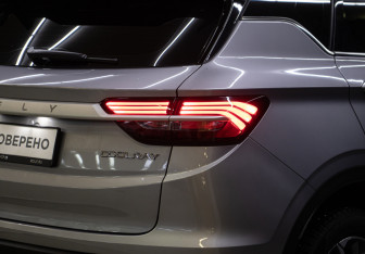 Подержанный автомобиль Geely Coolray 2023 года (26 фото)