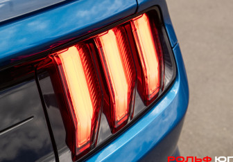 Подержанный автомобиль Ford Mustang Coupe 2019 года (21 фото)