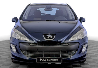 Подержанный автомобиль Peugeot 308 Hatchback 2010 года (2 фото)