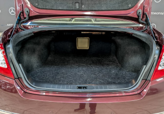 Подержанный автомобиль Nissan Teana 2013 года (10 фото)