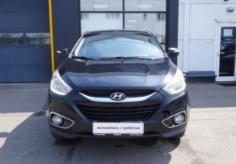 Подержанный автомобиль Hyundai ix35 2015 года (2 фото)