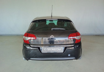 Подержанный автомобиль Citroen C4 Hatchback 2011 года (5 фото)