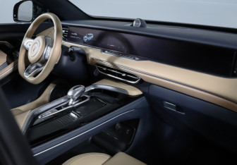 Подержанный автомобиль Voyah Free 2023 года (9 фото)