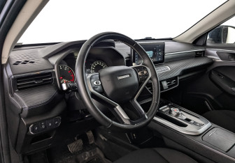 Подержанный автомобиль Haval Jolion 2023 года (15 фото)