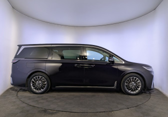 Подержанный автомобиль Voyah Dream 2023 года (4 фото)