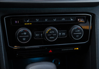 Подержанный автомобиль Volkswagen Teramont 2018 года (25 фото)