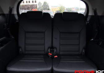 Подержанный автомобиль Kia Sorento 2017 года (13 фото)