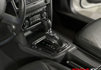 Подержанный автомобиль Skoda Superb Liftback 2014 года (15 фото)