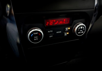 Подержанный автомобиль Suzuki SX4 Hatchback 2011 года (26 фото)