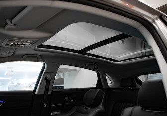 Подержанный автомобиль Changan UNI-K 2024 года (26 фото)