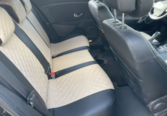 Подержанный автомобиль Renault Megane Wagon 2010 года (10 фото)