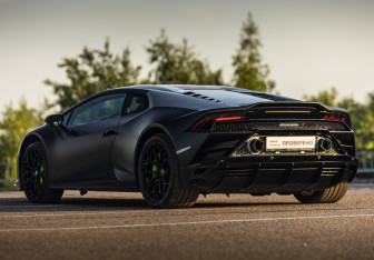 Подержанный автомобиль Lamborghini Huracán Coupe 2019 года (11 фото)