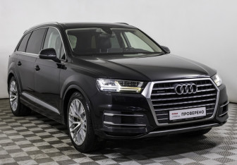 Подержанный автомобиль Audi Q7 2017 года (3 фото)