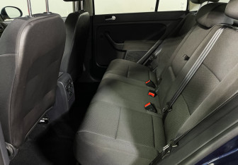 Подержанный автомобиль Volkswagen Golf Plus 2013 года (10 фото)