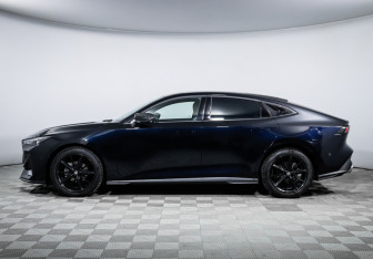 Подержанный автомобиль Changan UNI-V 2023 года (8 фото)