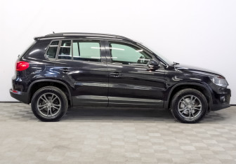 Подержанный автомобиль Volkswagen Tiguan 2014 года (4 фото)