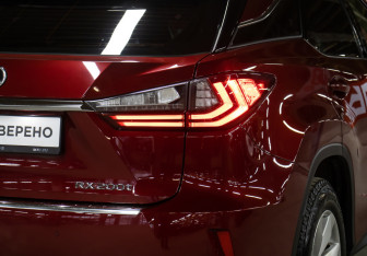 Подержанный автомобиль Lexus RX 2016 года (24 фото)