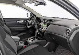 Подержанный автомобиль Nissan Qashqai 2022 года (11 фото)