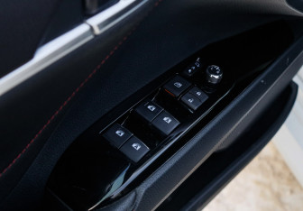 Подержанный автомобиль Toyota Camry Sedan 2021 года (17 фото)