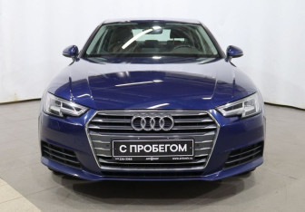 Подержанный автомобиль Audi A4 Sedan 2017 года (2 фото)