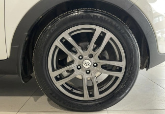 Подержанный автомобиль Kia Sportage 2010 года (20 фото)
