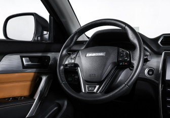 Подержанный автомобиль Haval H2 2019 года (13 фото)