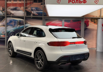 Новый Porsche Macan 2025 (7 фото)