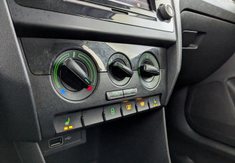 Подержанный автомобиль Skoda Rapid Liftback 2019 года (26 фото)