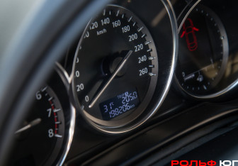 Подержанный автомобиль Mazda CX-5 2013 года (9 фото)