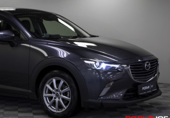 Подержанный автомобиль Mazda CX-3 2015 года (19 фото)