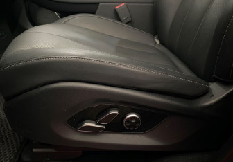 Подержанный автомобиль AITO M7 2023 года (18 фото)