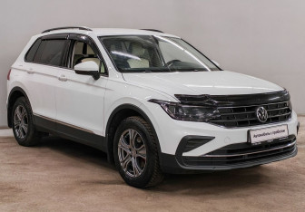 Подержанный автомобиль Volkswagen Tiguan 2021 года (3 фото)