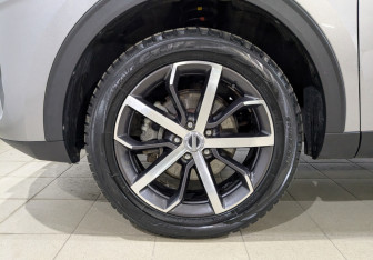 Подержанный автомобиль Haval F7x 2019 года (6 фото)