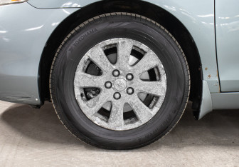 Подержанный автомобиль Toyota Camry Sedan 2006 года (23 фото)