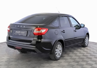 Подержанный автомобиль LADA (ВАЗ) Granta Liftback 2023 года (5 фото)
