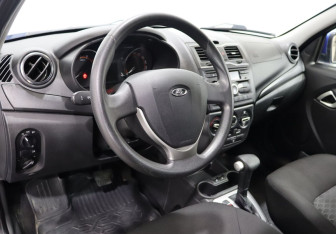 Подержанный автомобиль LADA (ВАЗ) Granta Hatchback 2019 года (10 фото)