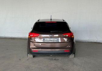 Подержанный автомобиль Kia Ceed Wagon 2014 года (5 фото)