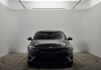 Подержанный автомобиль Kia Optima Sedan 2019 года (2 фото)