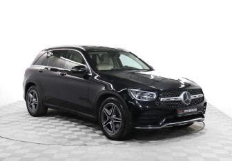 Подержанный автомобиль Mercedes-Benz GLC Coupe 2021 года (3 фото)