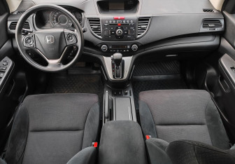 Подержанный автомобиль Honda CR-V 2013 года (10 фото)