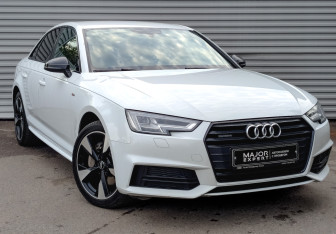 Подержанный автомобиль Audi A4 Sedan 2017 года (3 фото)
