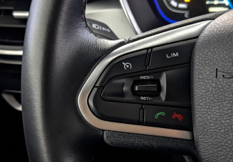 Подержанный автомобиль Geely Coolray 2022 года (28 фото)