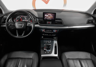 Подержанный автомобиль Audi Q5 2020 года (8 фото)